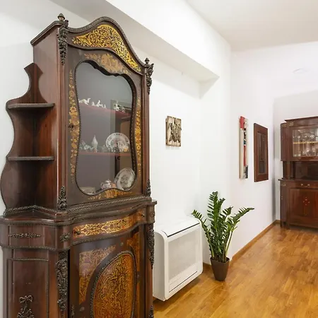 Albamares Bed & Breakfast 2*