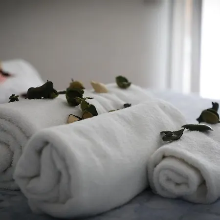 Bed & Breakfast Albamares 2*